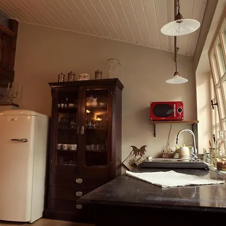 Antik Pratterov Dom *