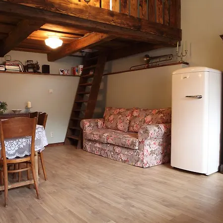 Antik Pratterov Dom Lejlighed