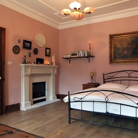 Antik Pratterov Dom * Banská Štiavnica